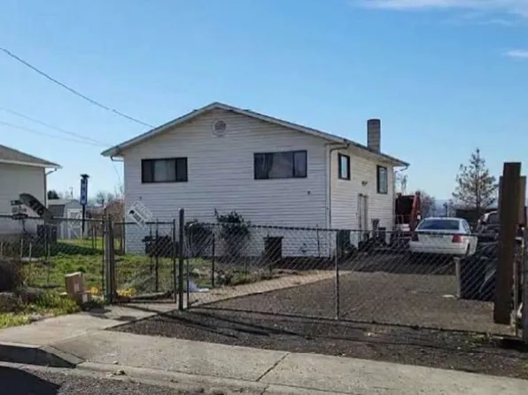 416 29th St, Lewiston, ID 83501