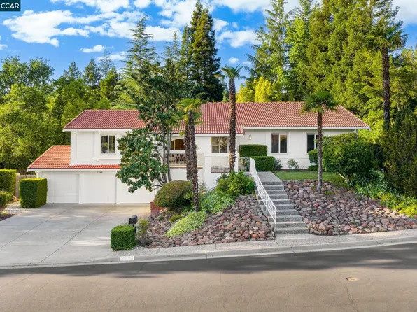 1740 Oro Valley Cir, Walnut Creek, CA 94596