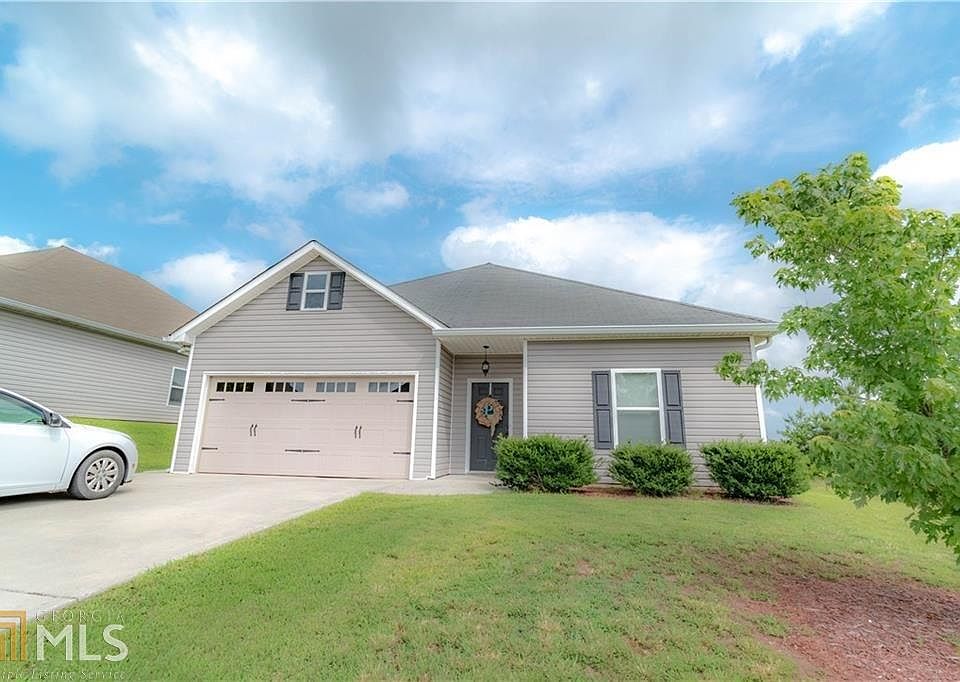1st image of 121 Pinto Ln