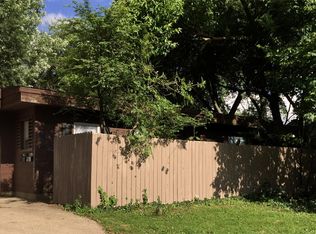 608 S Mattis Ave APT A, Champaign, IL 61821