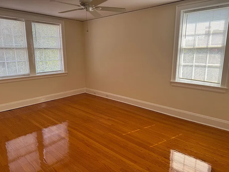 349 W Bute St — Photo 1
