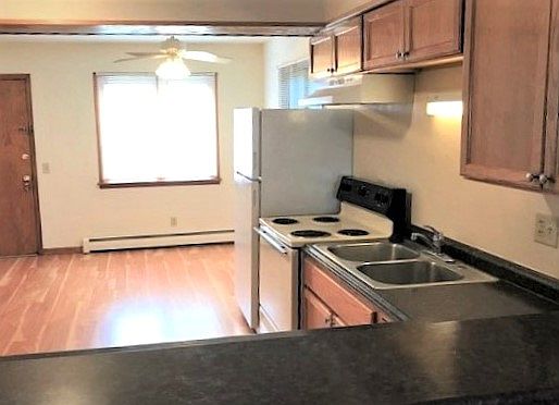 Kitchen-Dining, Eat-in Counter