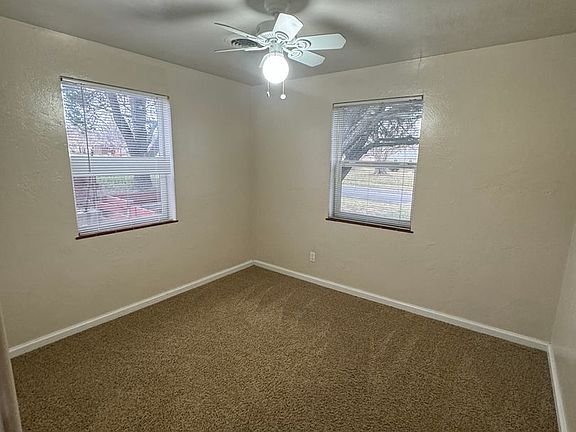 5th image of 1318-24 E Buena Ventura St #1324
