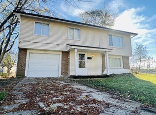 617 Sandra Dr, University Park, IL