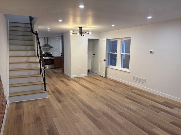 233 E County Line Rd