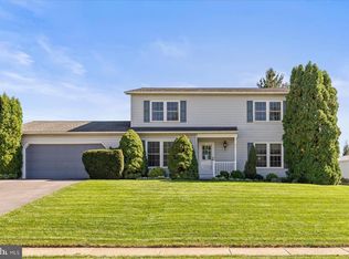 1930 Bretton Ln, York, PA 17408
