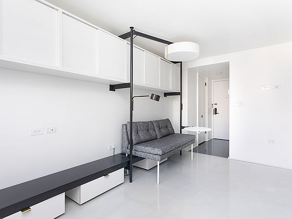 4th image of 237 Madison Ave #1005