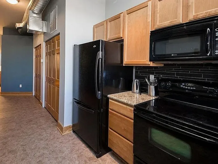 200 S College Ave #204 — Photo 7