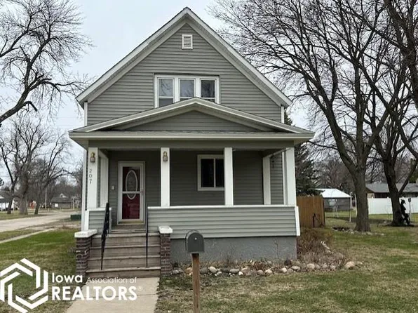 207 Broad St, Rolfe, IA 50581