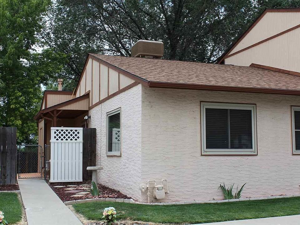 2nd image of 3291 S Good Hope Cir APT A