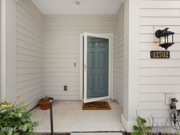 2nd image of 12702 JOSSLYN Lane