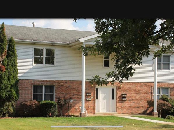 30 Lemoyne Ave APT 1