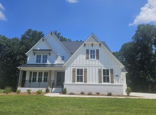 8175 Beryl Overlook, Gainesville, GA 30506