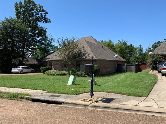 2nd image of 145 Bear Creek Cir