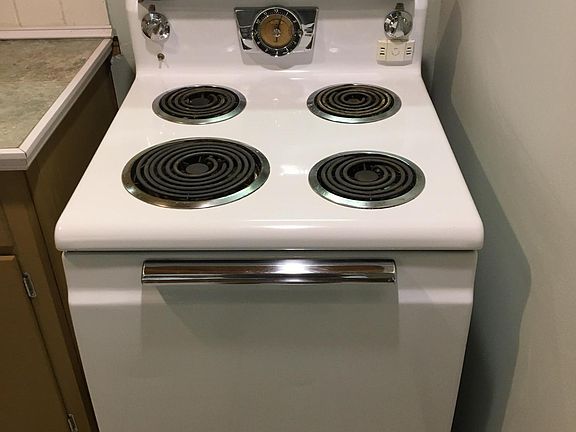 Really COOL petite Retro Electric Stove