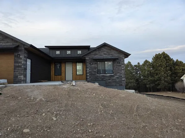 4811 Enchanted Pines Dr, Rapid City, SD 57701