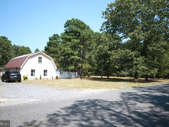 671 S Bremen Ave, Egg Harbor City, NJ 08215