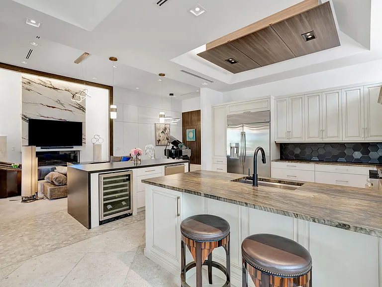 186 Golf Village Blvd — Photo 24