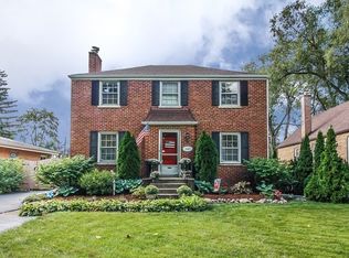 113 E Madison St, Villa Park, IL