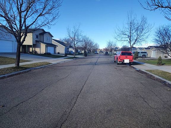 4th image of 67 Empire Loop