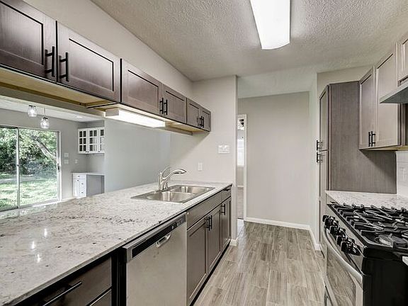 4th image of 16022 Alta Mar Dr