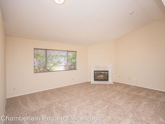 3rd image of 1148 Camino Del Sol