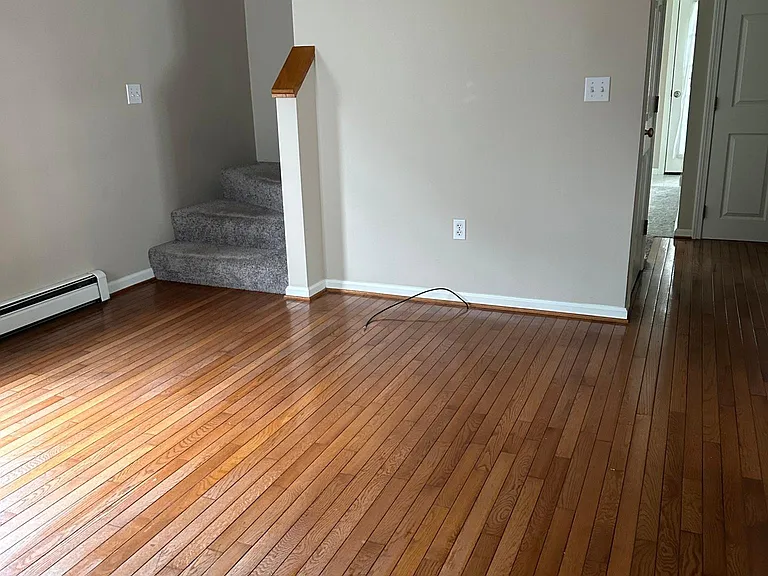 40 Agate Ave — Photo 3