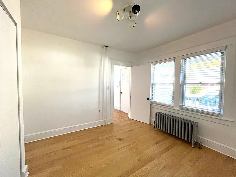 197 Rombout Ave #1 — Photo 9