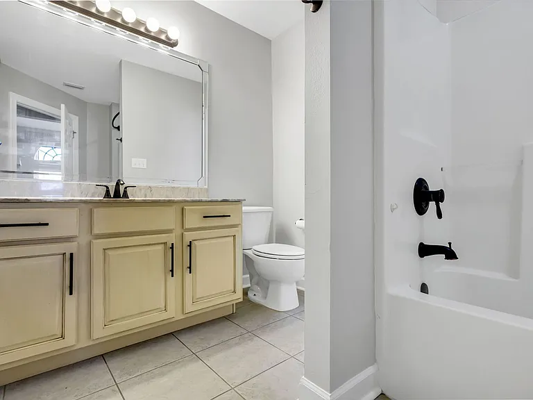 4429 Southminster Cir — Photo 11