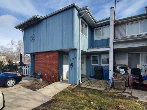 3023 Wakefield Dr Unit B, Carpentersville, IL 60110