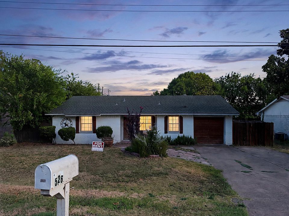 1st image of 526 Pebble Rd