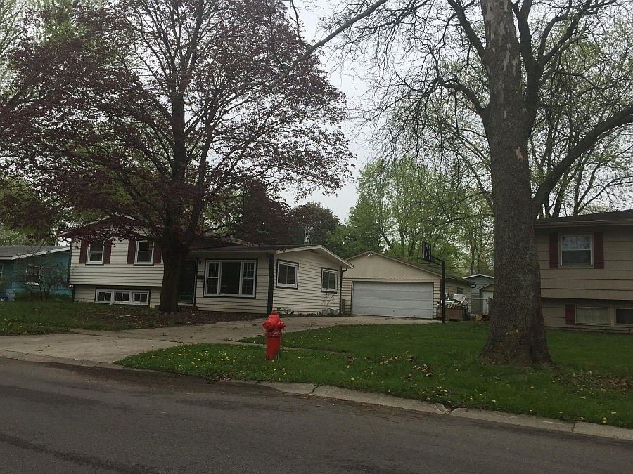 2nd image of 13 Woodridge Rd