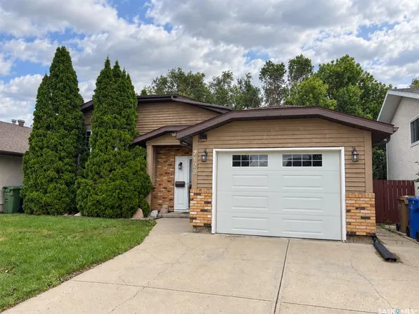 7122 Lawrence DRIVE, Regina, SK S4X 3X6