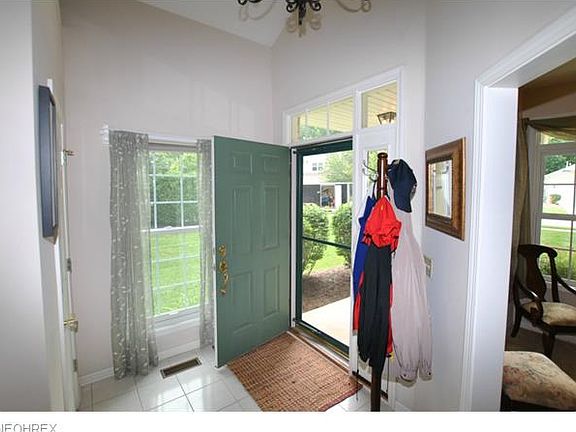 2nd image of 21414 Woodview Cir