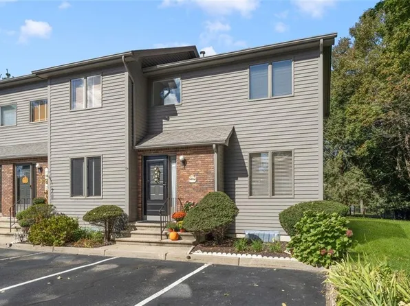 435 Scituate Ave, Cranston, RI 02921