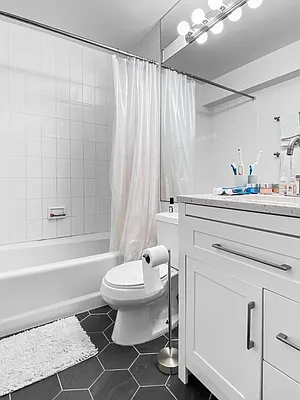 Rented by Compass | media 8