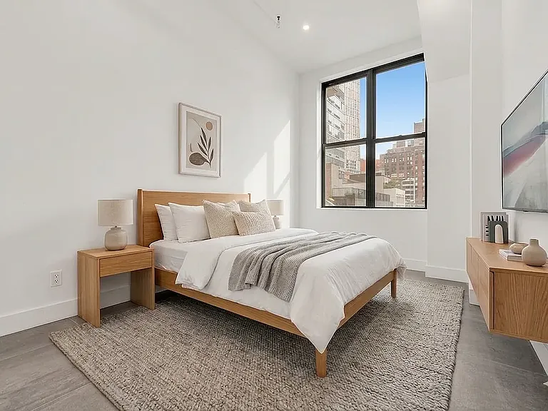 81 Willoughby St #406 — Photo 3