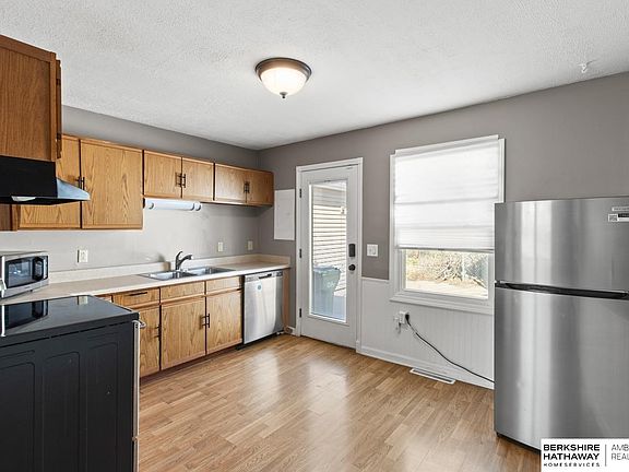 5th image of 7323 S 42nd St