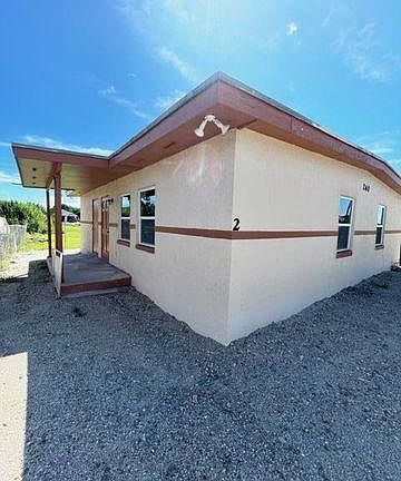 Unit 2 Front porch and Entrance
