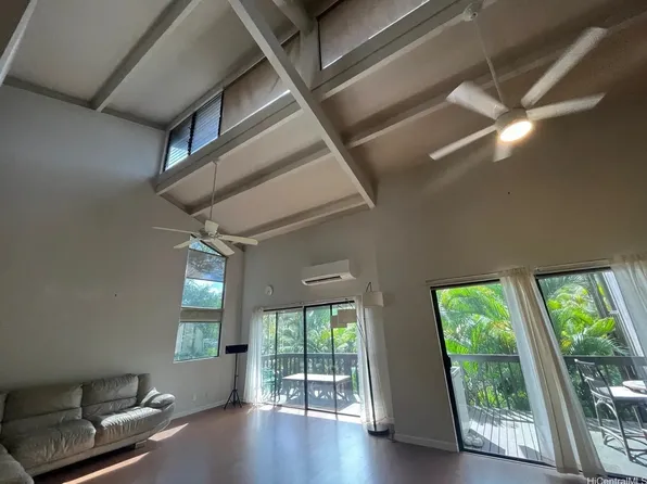 1487 Hiikala Pl APT 28, Honolulu, HI 96816