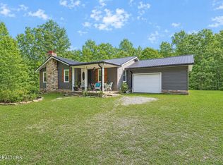 394 Thomas Springs Rd, Crossville, TN 38572
