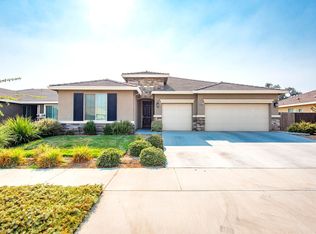 2027 N Silvervale Ct, Visalia, CA 93291