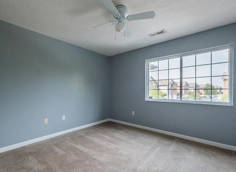 8013 Cranes Crossing Dr — Photo 9