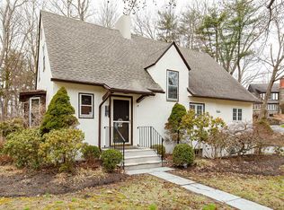 19 Loockerman Ave, Poughkeepsie, NY 12601