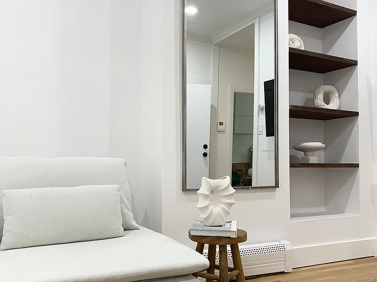 61 Phillips St #2 — Photo 6