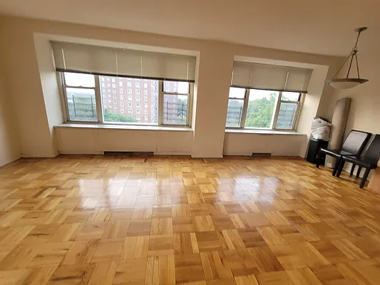 Rented by Contact Realty | media 11
