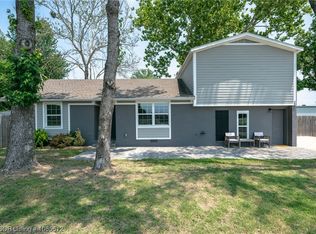 28 Lighthouse Dr, Alma, AR 72921