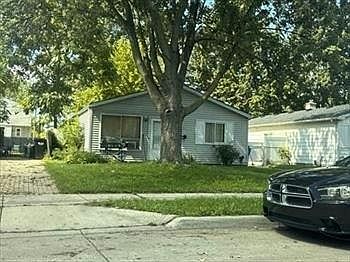 2nd image of 27067 Townley St