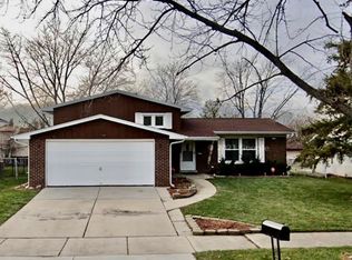 22560 Pleasant Dr, Richton Park, IL