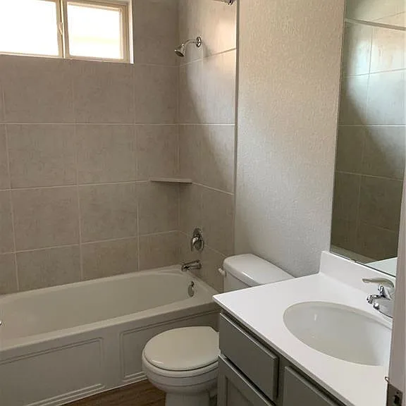 729 Durness Dr — Photo 16